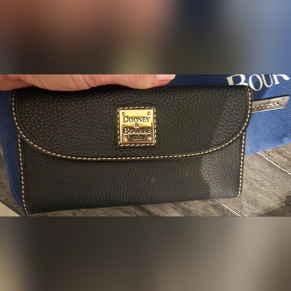 Dooney & Burke NWT Dust bag and registration card included. - Picture 12 of 12